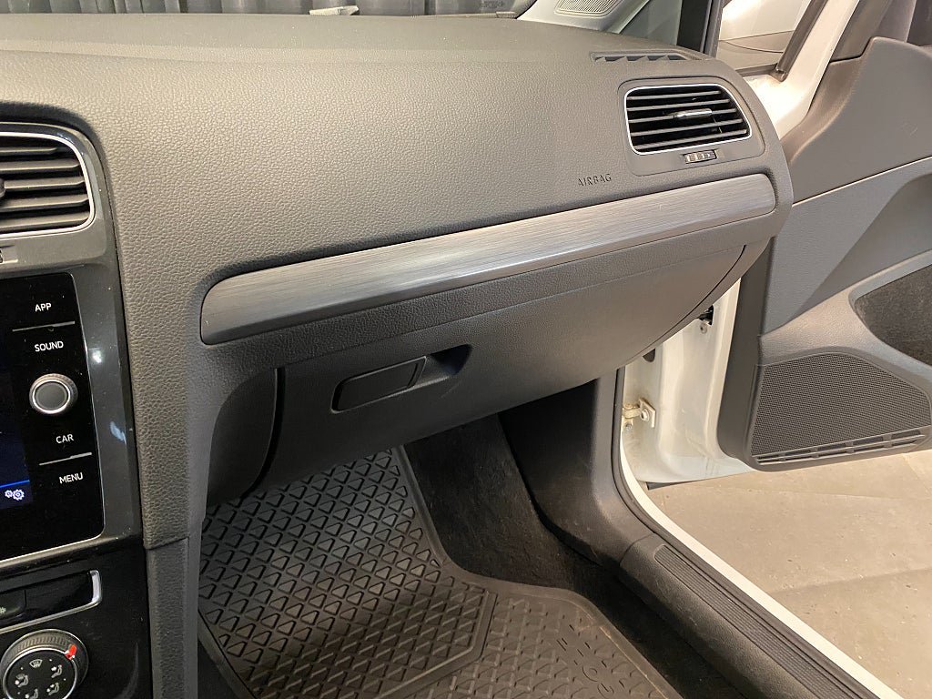 Vehicle Image 39