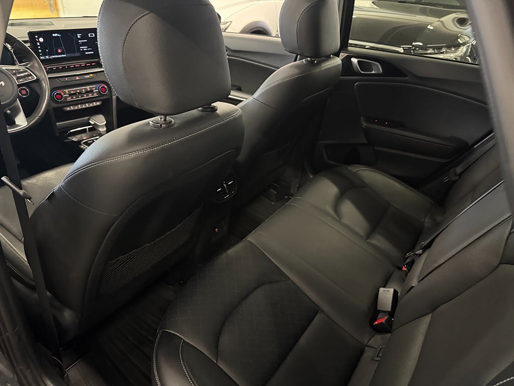 Vehicle Image 20