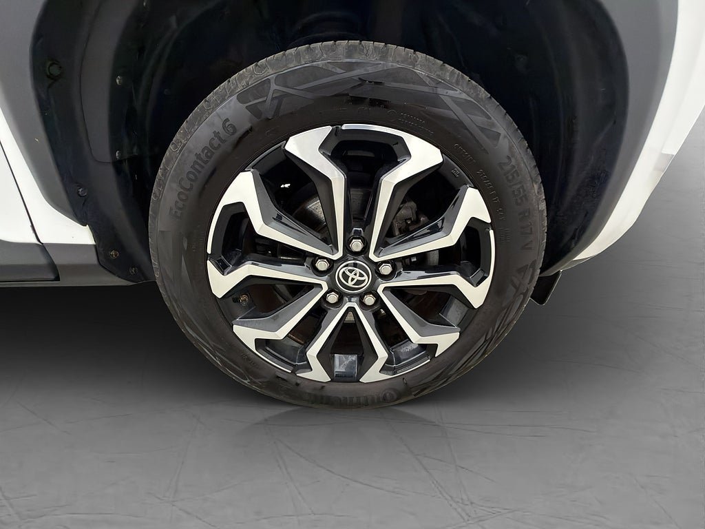 Vehicle Image 30