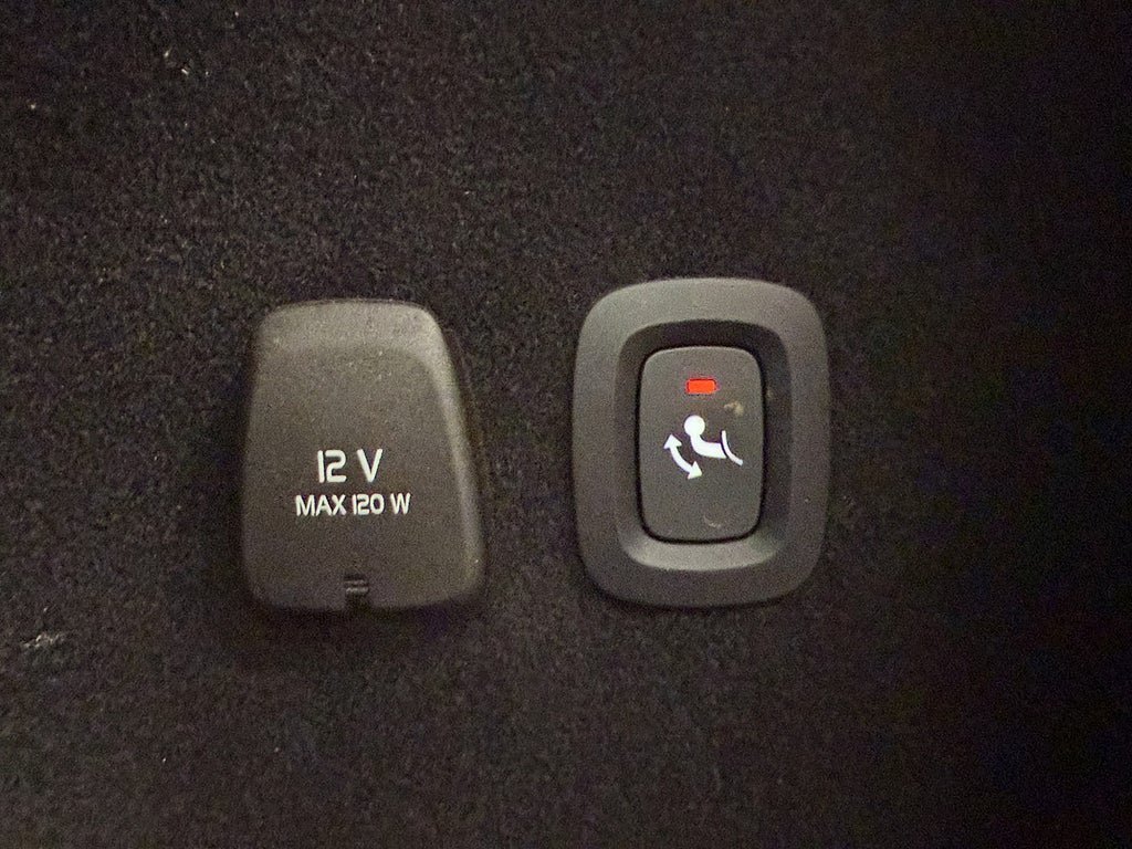 Vehicle Image 28