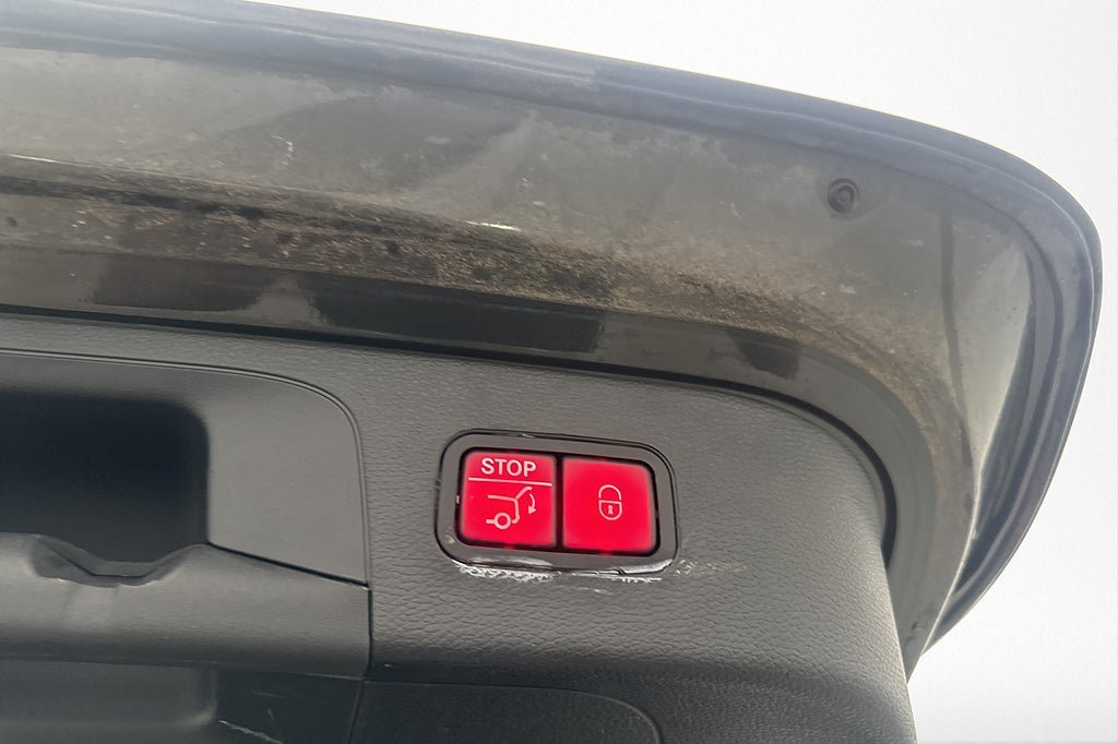 Vehicle Image 29