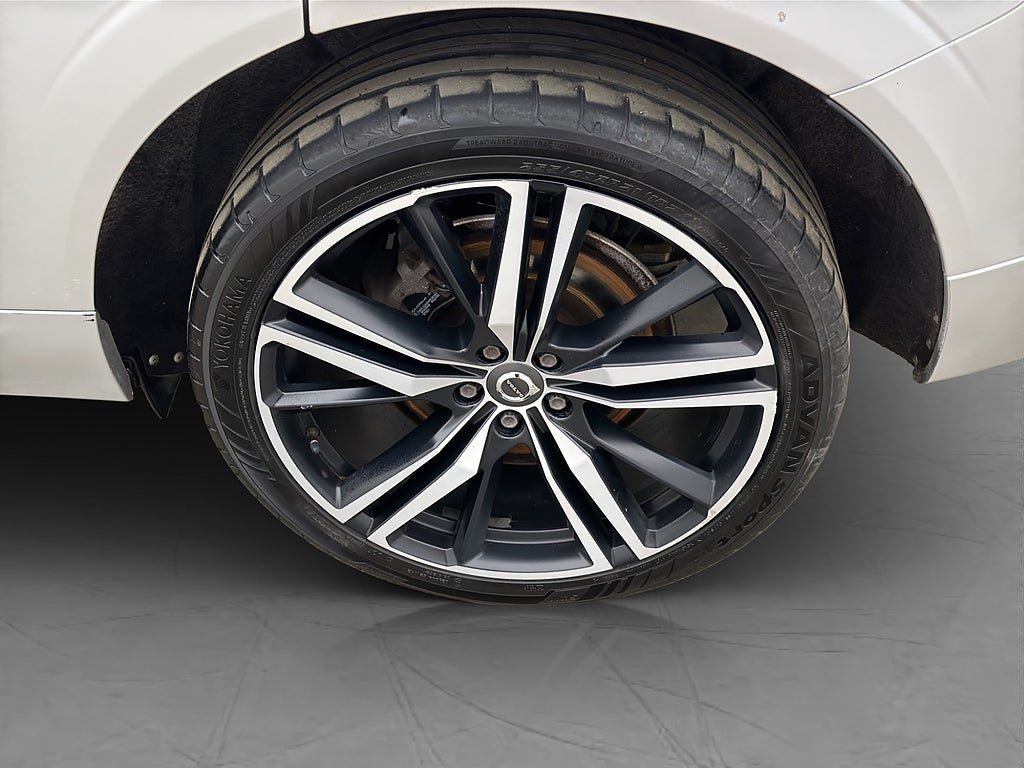Vehicle Image 37