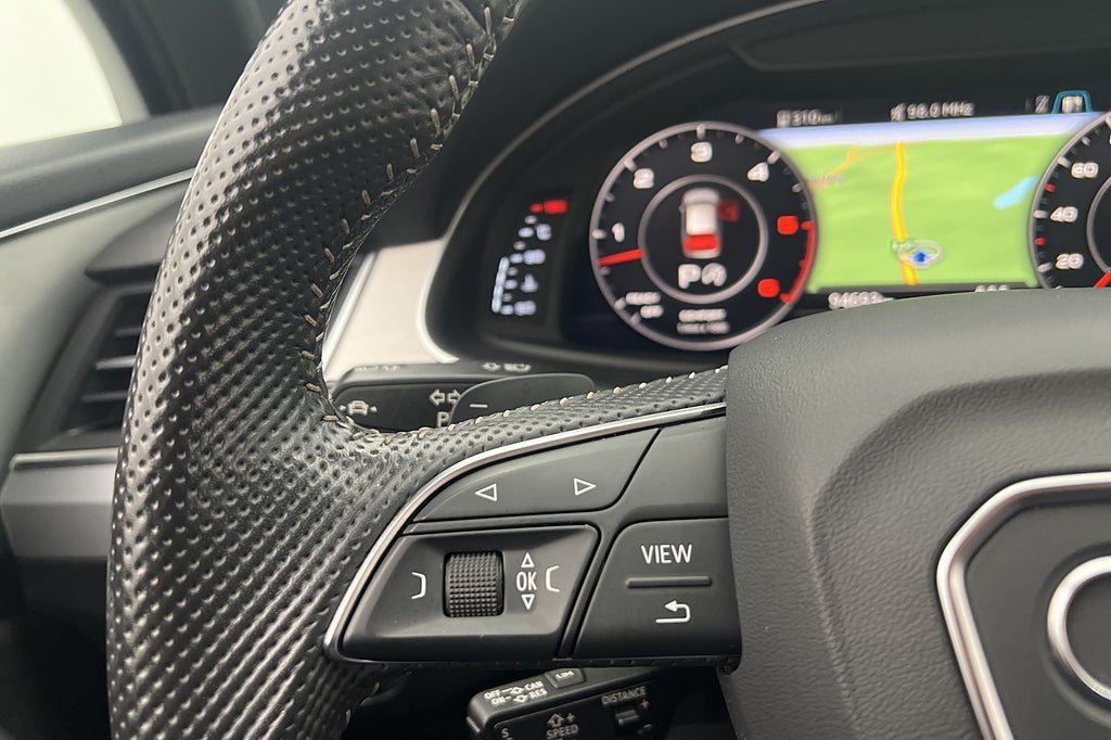 Vehicle Image 17