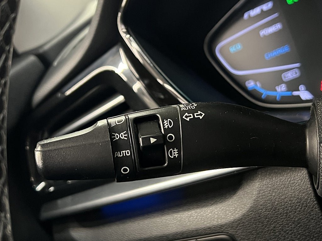 Vehicle Image 29