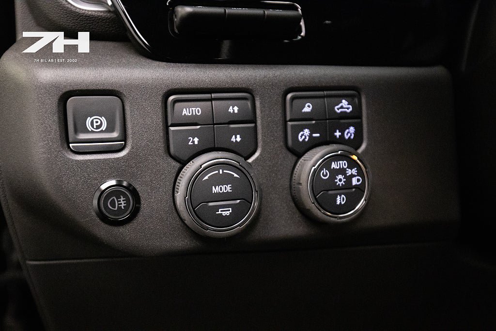 Vehicle Image 22