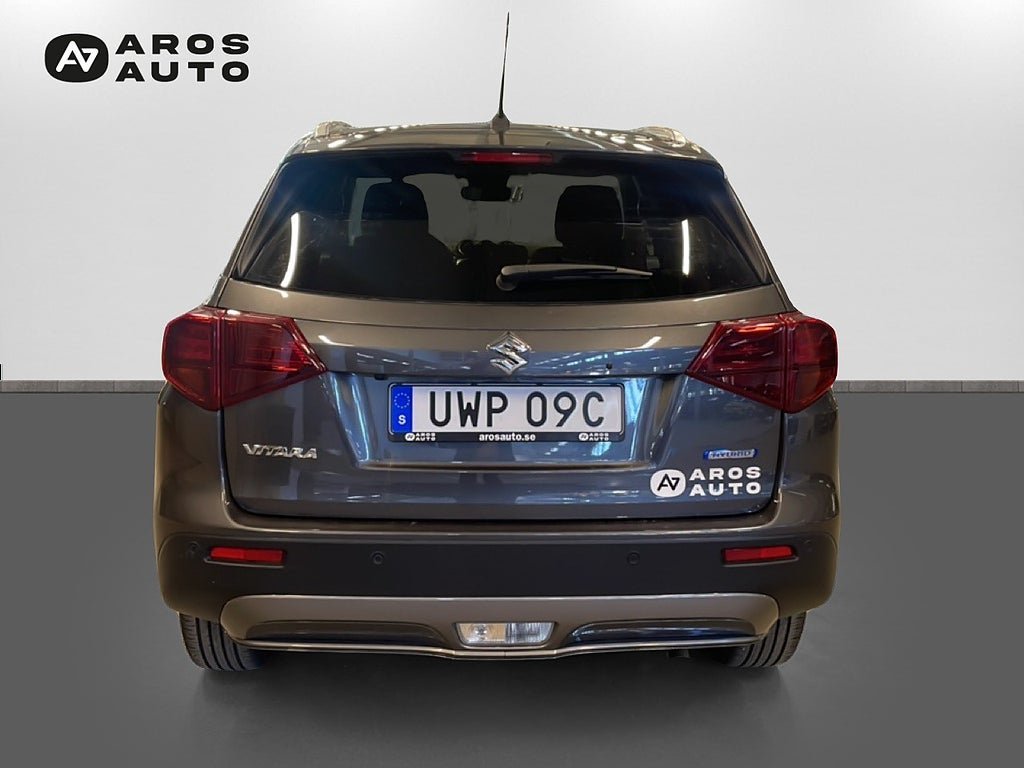 Vehicle Image 5