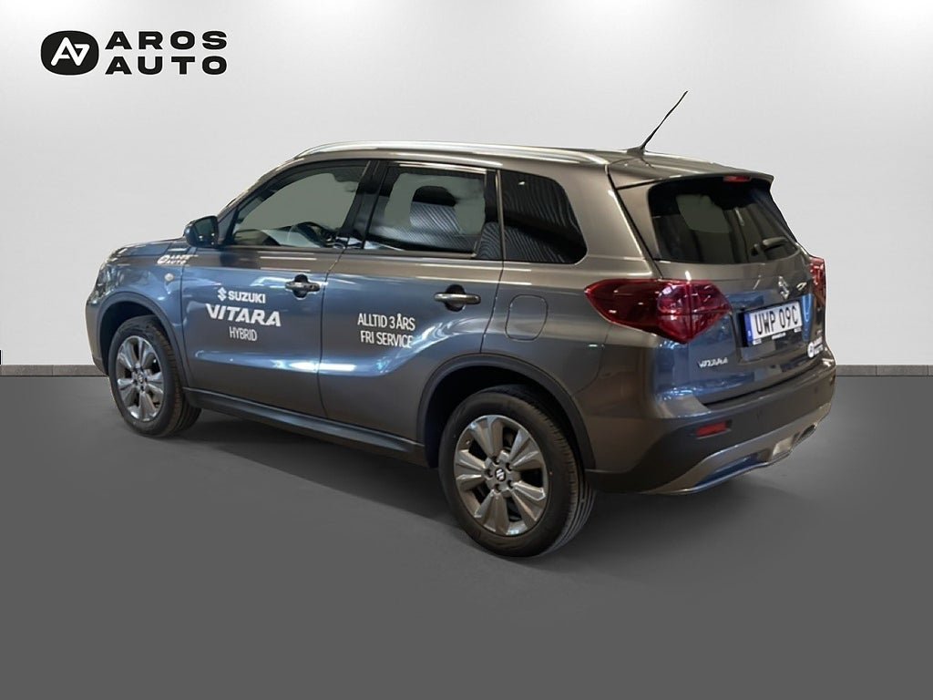 Vehicle Image 6