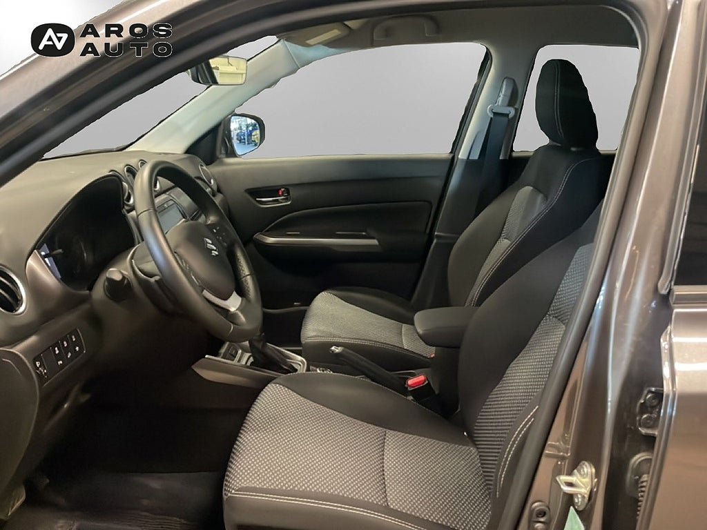 Vehicle Image 8