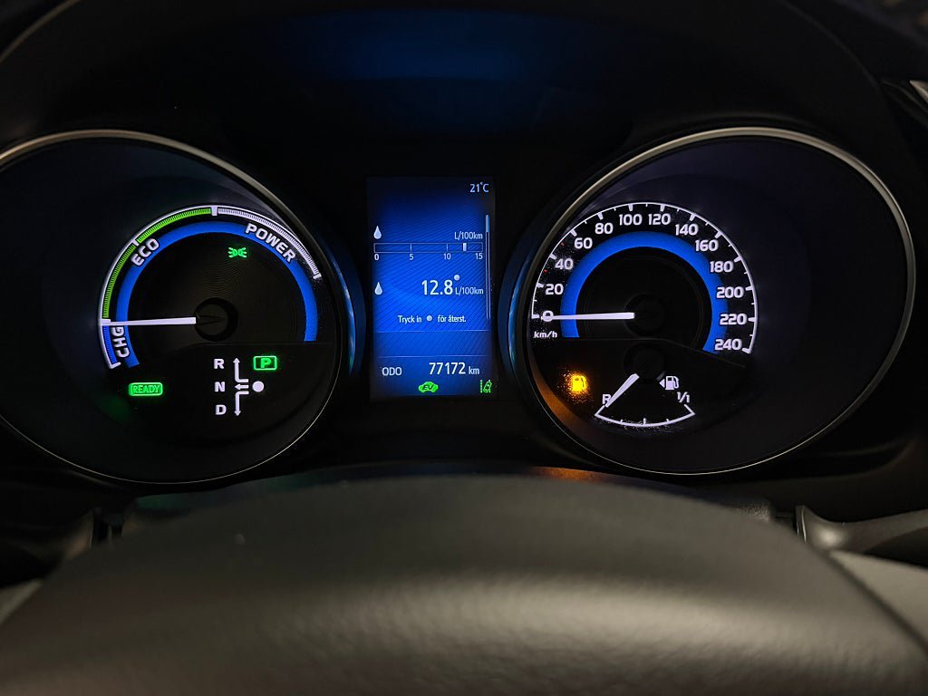 Vehicle Image 25