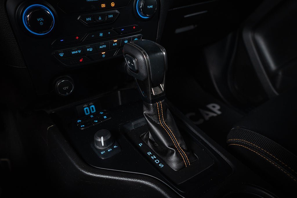 Vehicle Image 26