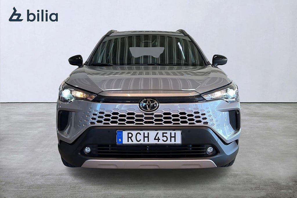 Vehicle Image 6