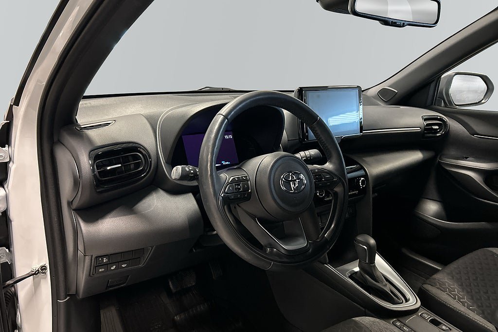 Vehicle Image 7