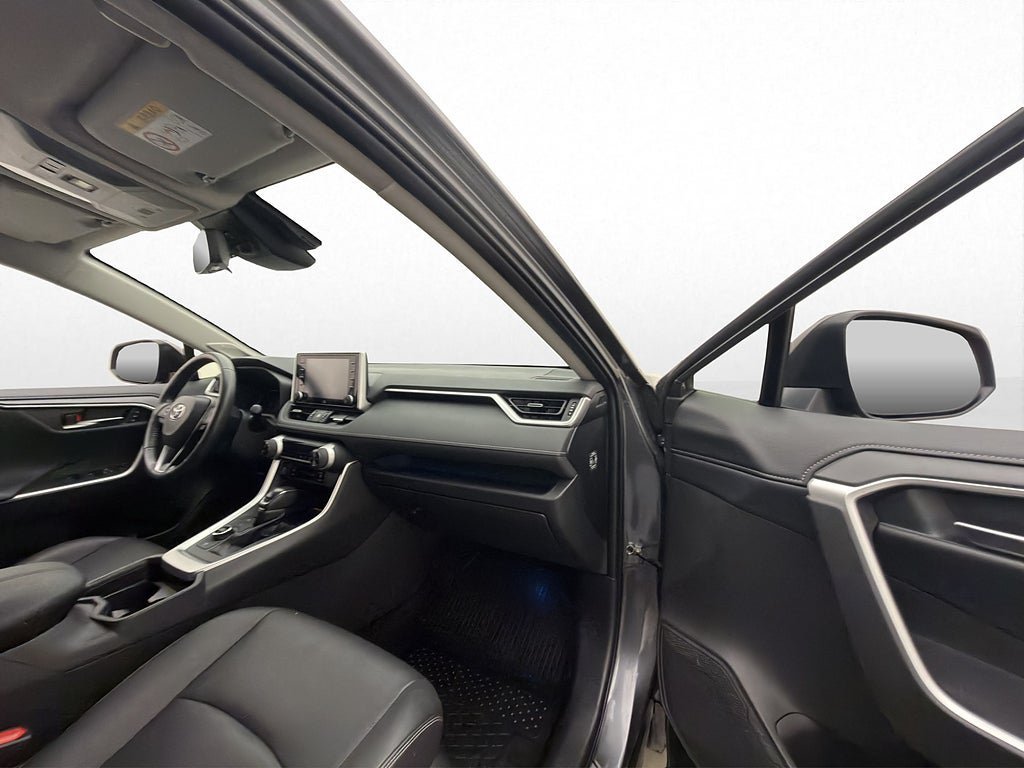 Vehicle Image 31