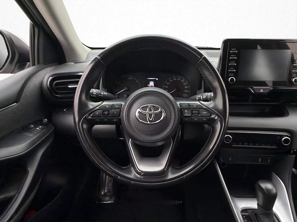 Vehicle Image 12