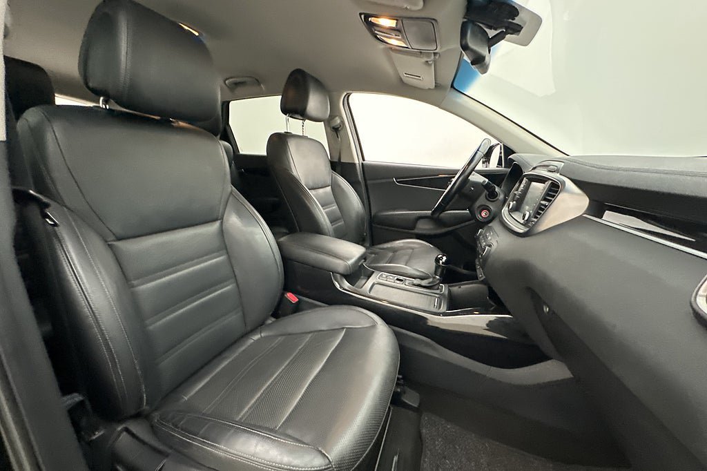 Vehicle Image 22