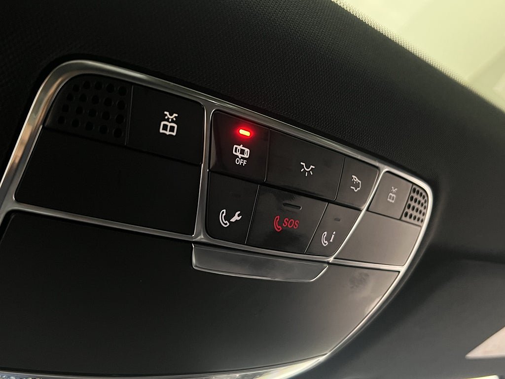Vehicle Image 27