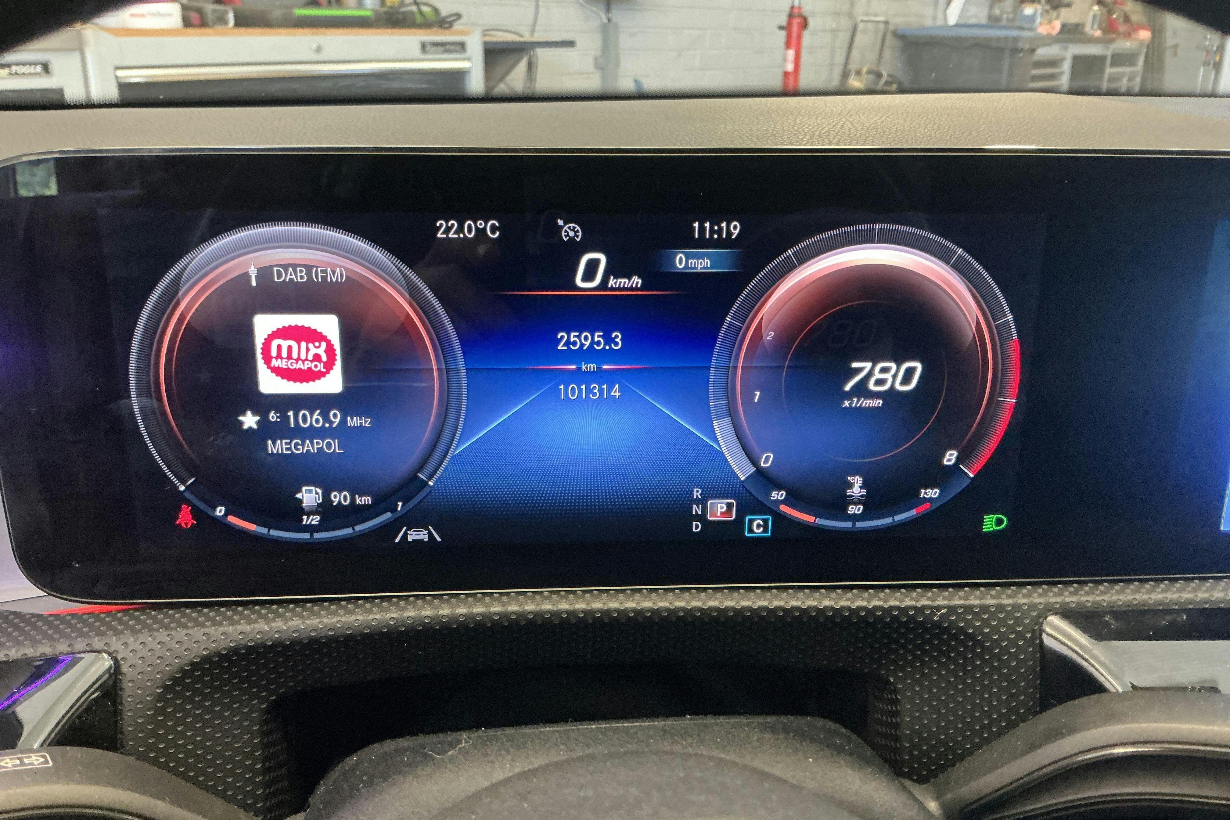 Vehicle Image 12