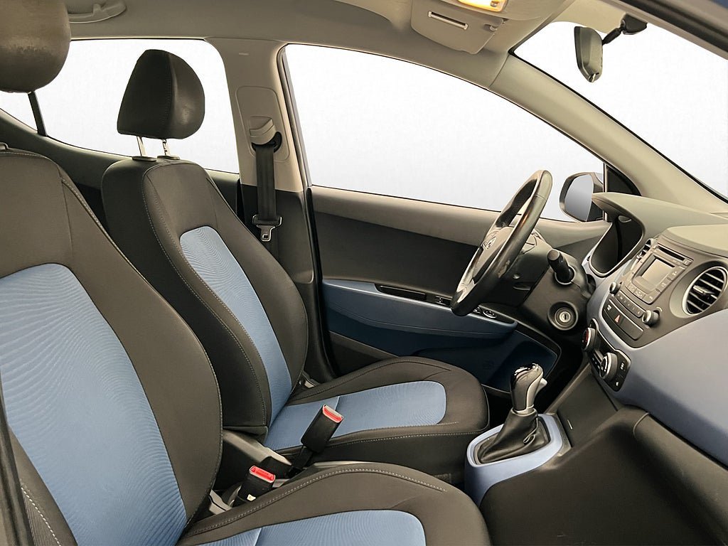 Vehicle Image 18