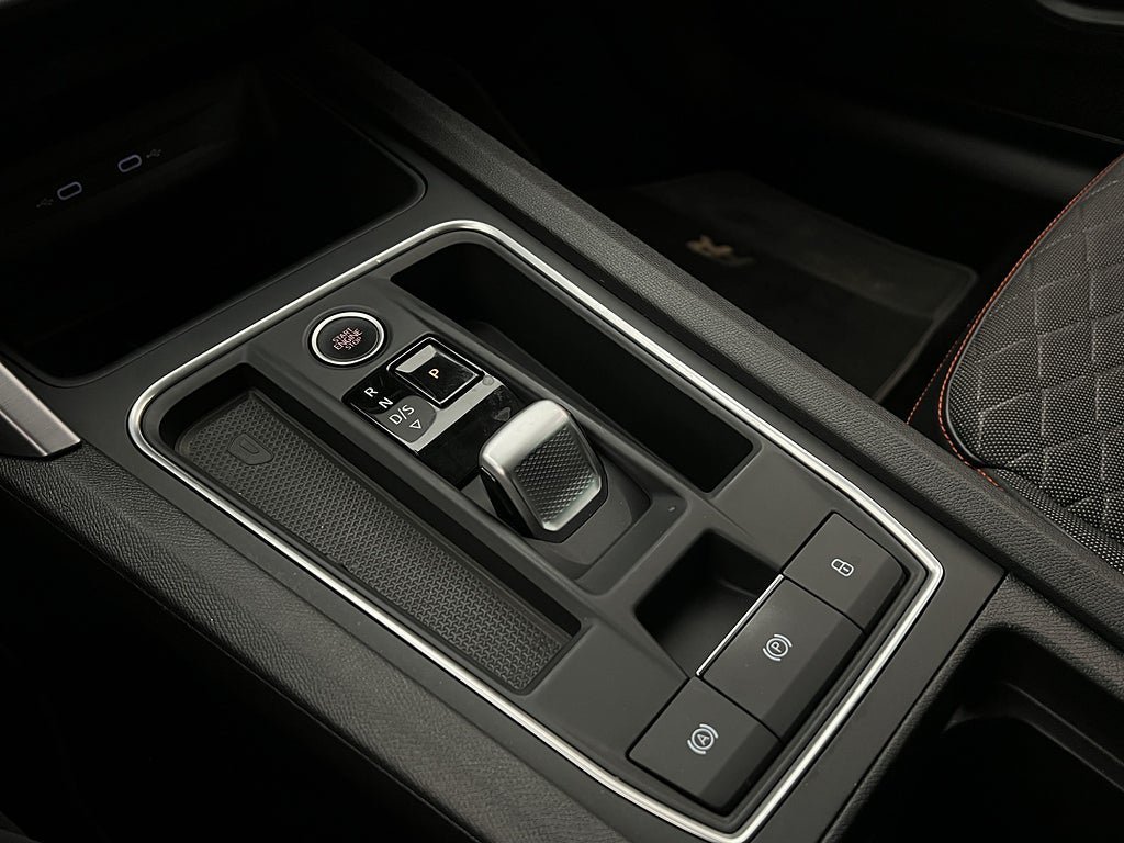 Vehicle Image 24