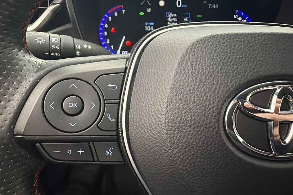 Vehicle Image 13