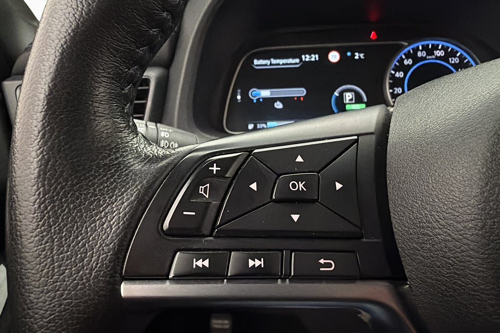 Vehicle Image 22
