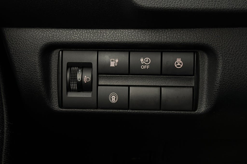 Vehicle Image 24