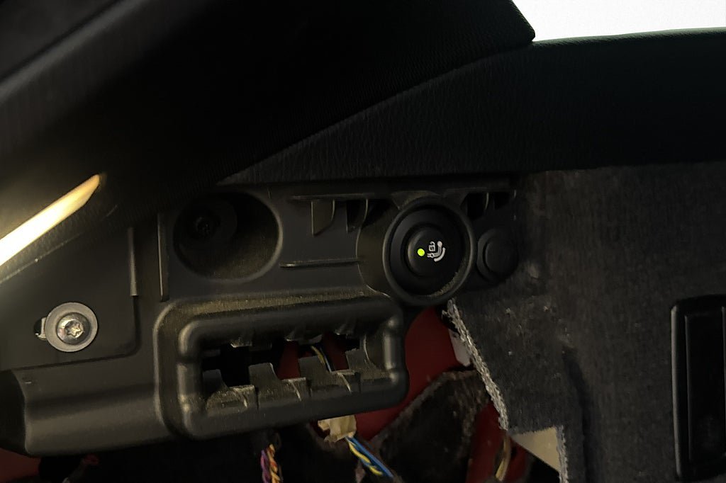 Vehicle Image 28