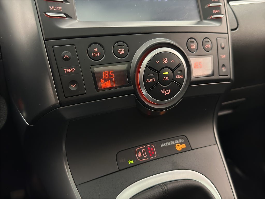 Vehicle Image 24