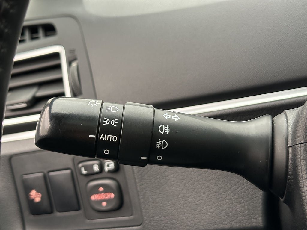 Vehicle Image 37