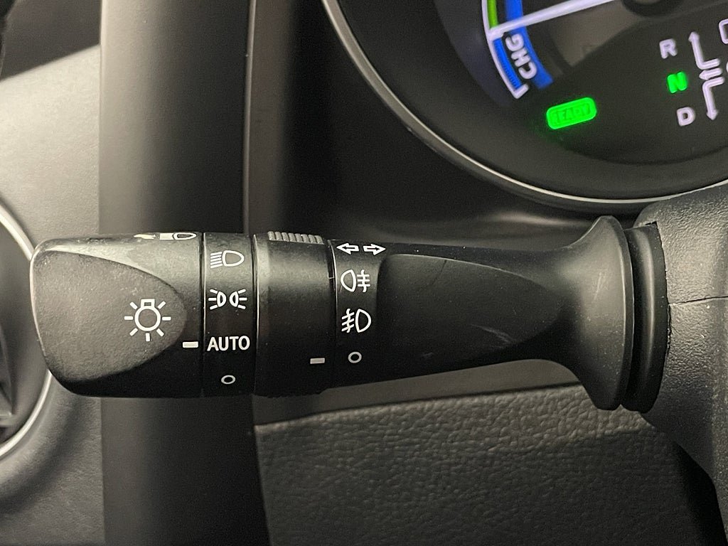 Vehicle Image 16