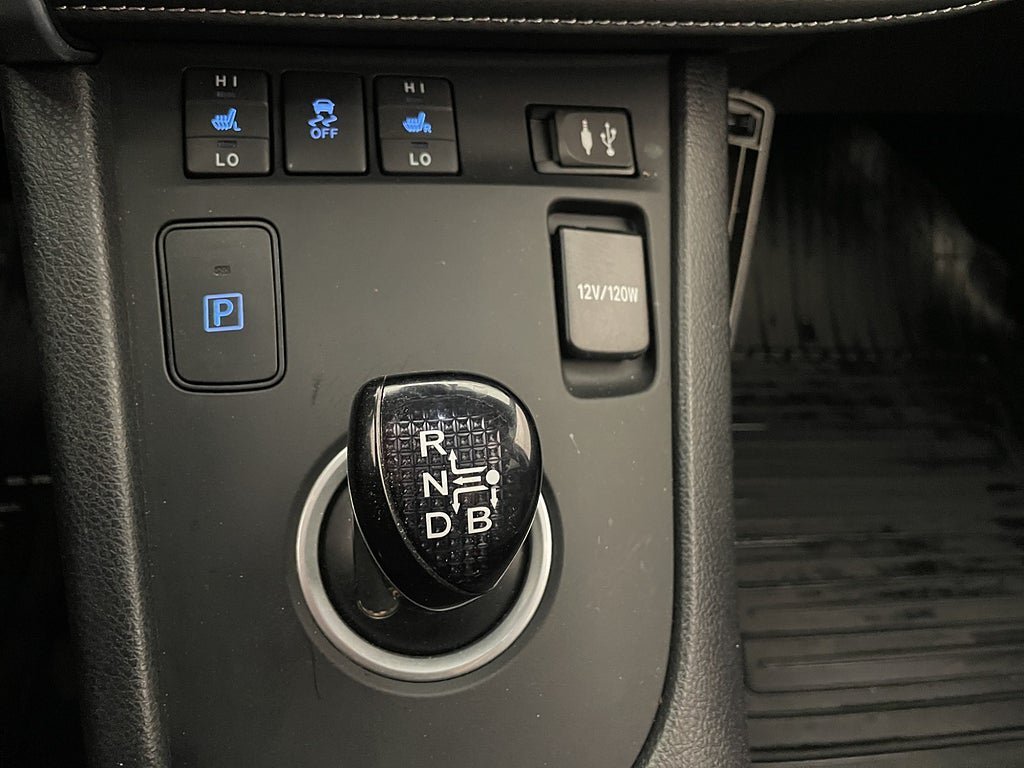 Vehicle Image 24