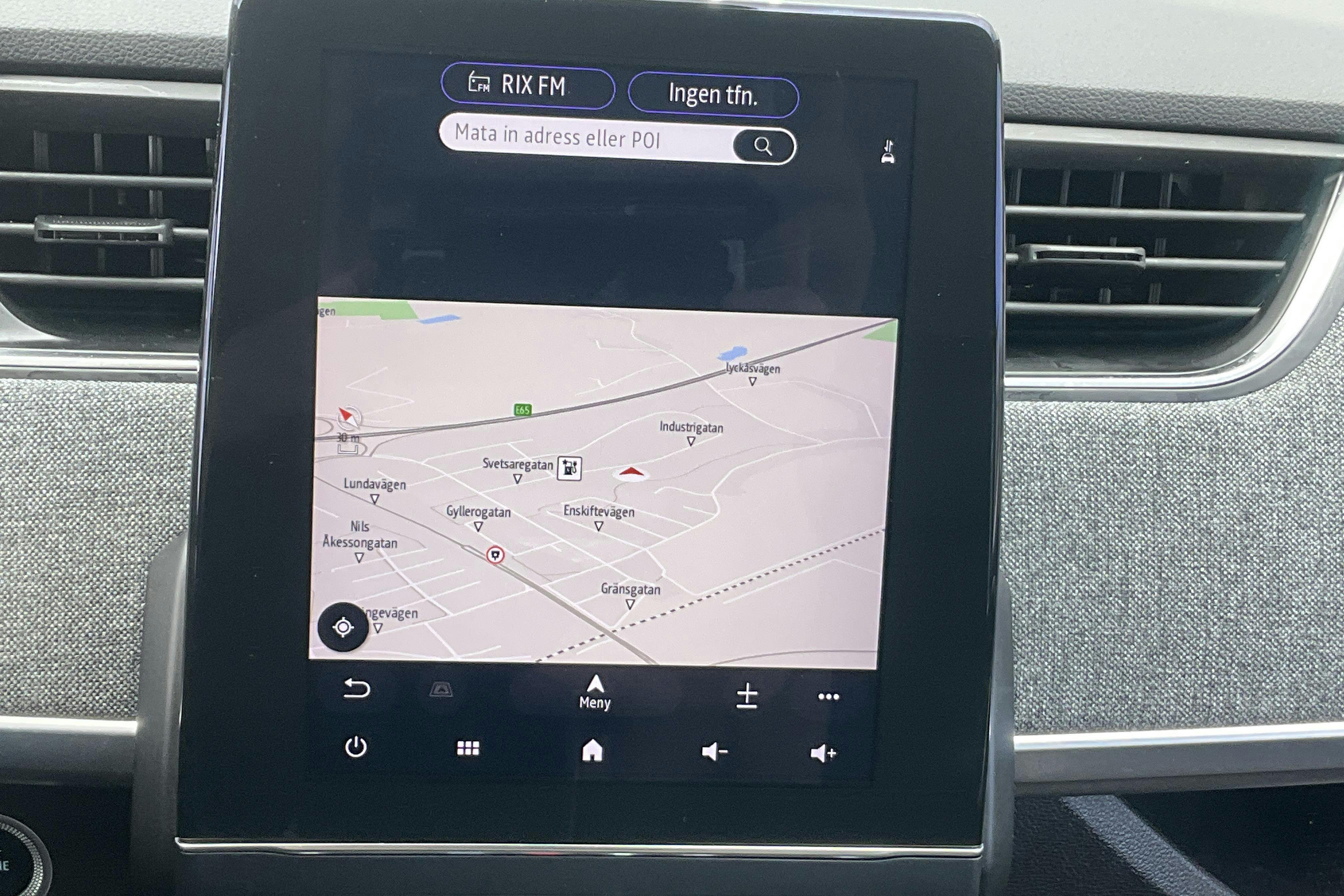 Vehicle Image 11