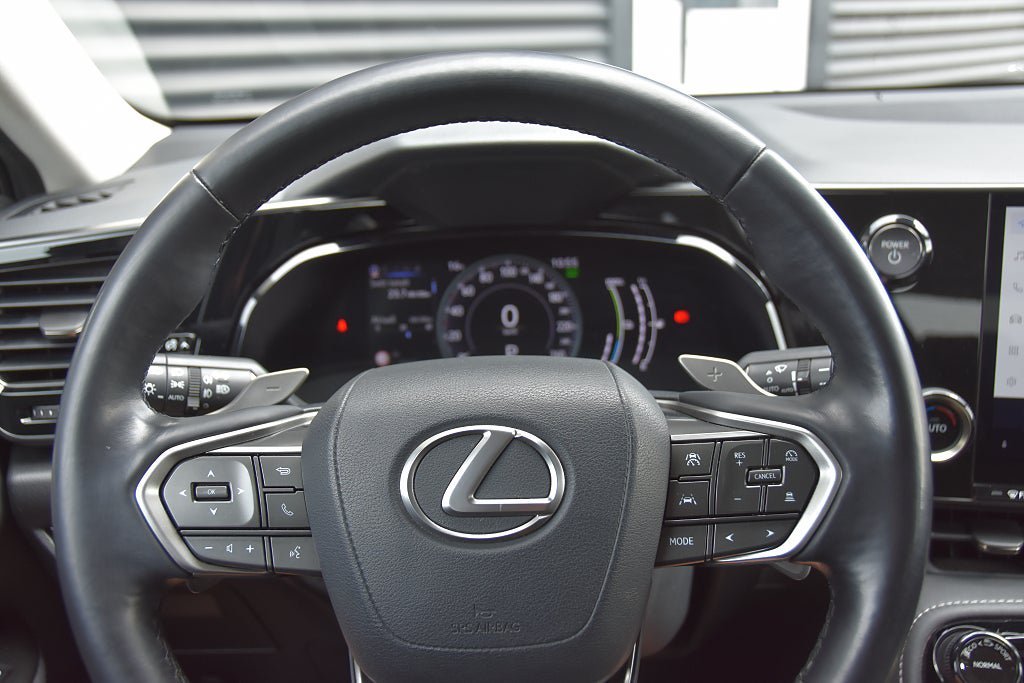 Vehicle Image 15