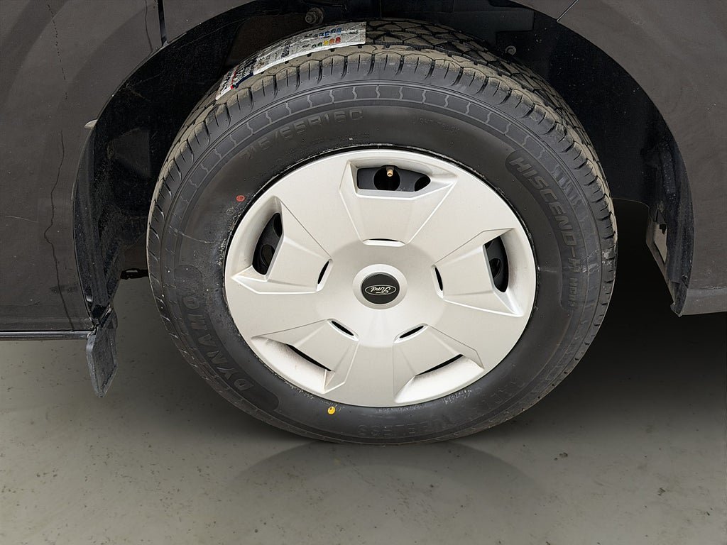 Vehicle Image 37