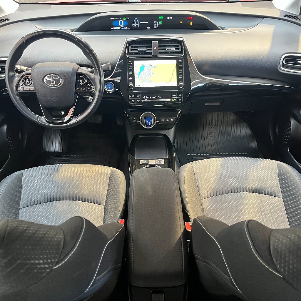 Vehicle Image 10