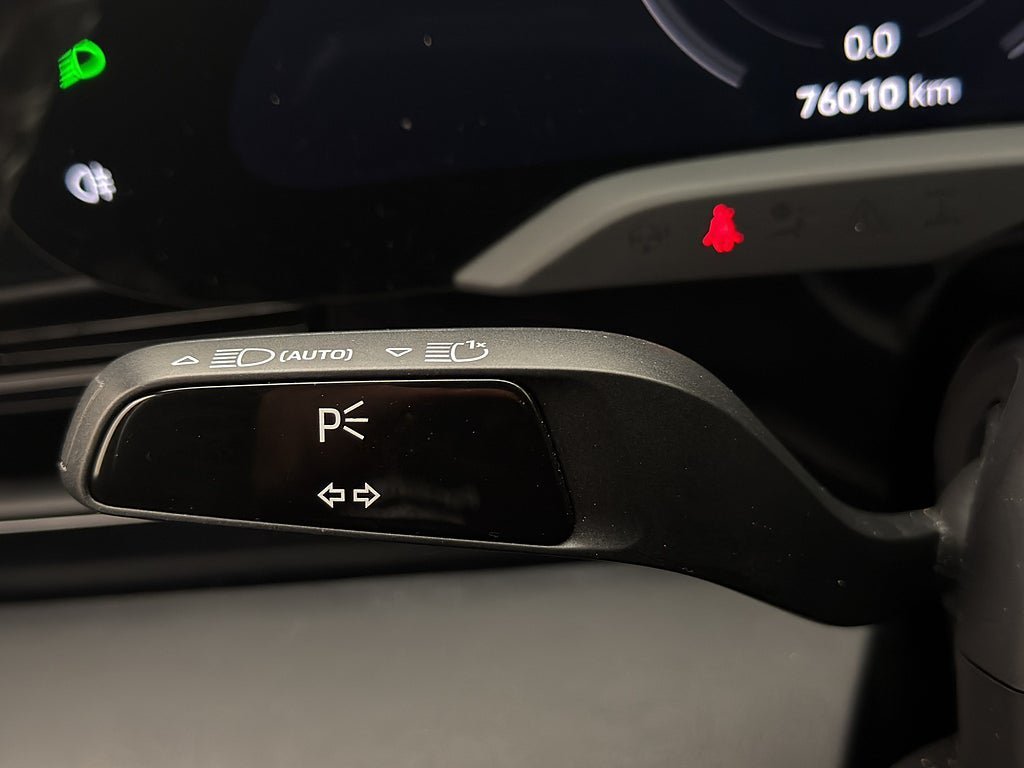 Vehicle Image 27