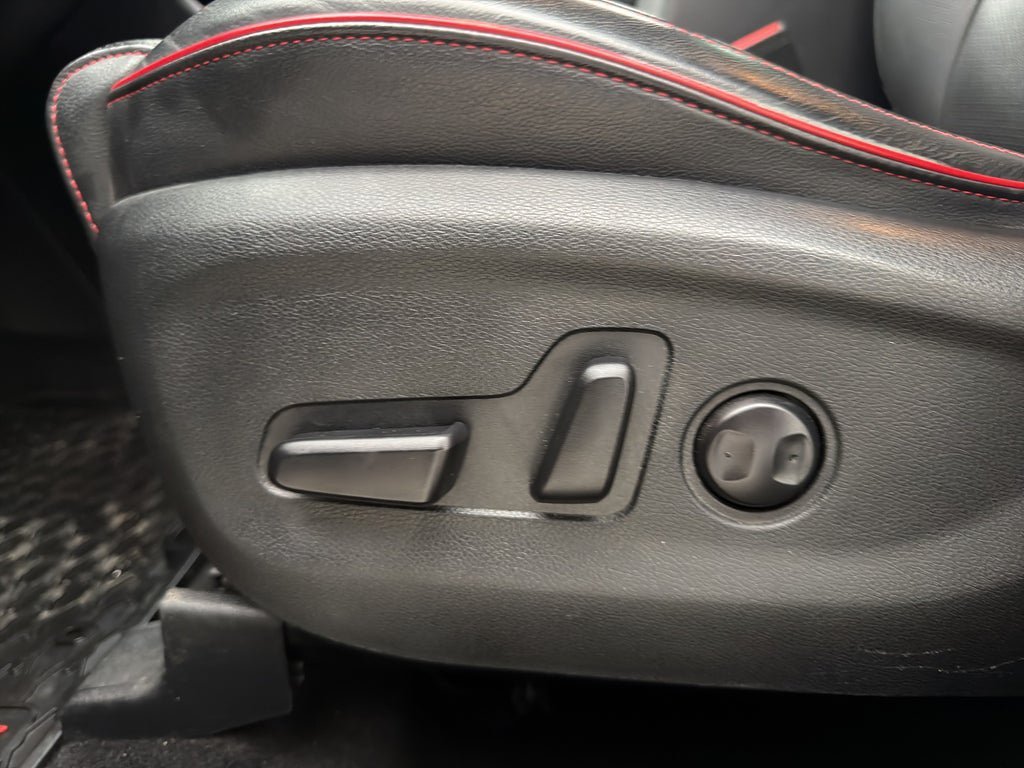 Vehicle Image 27