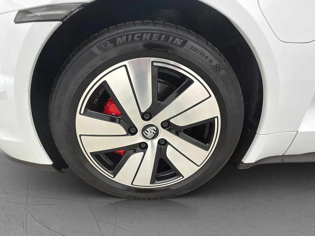 Vehicle Image 30