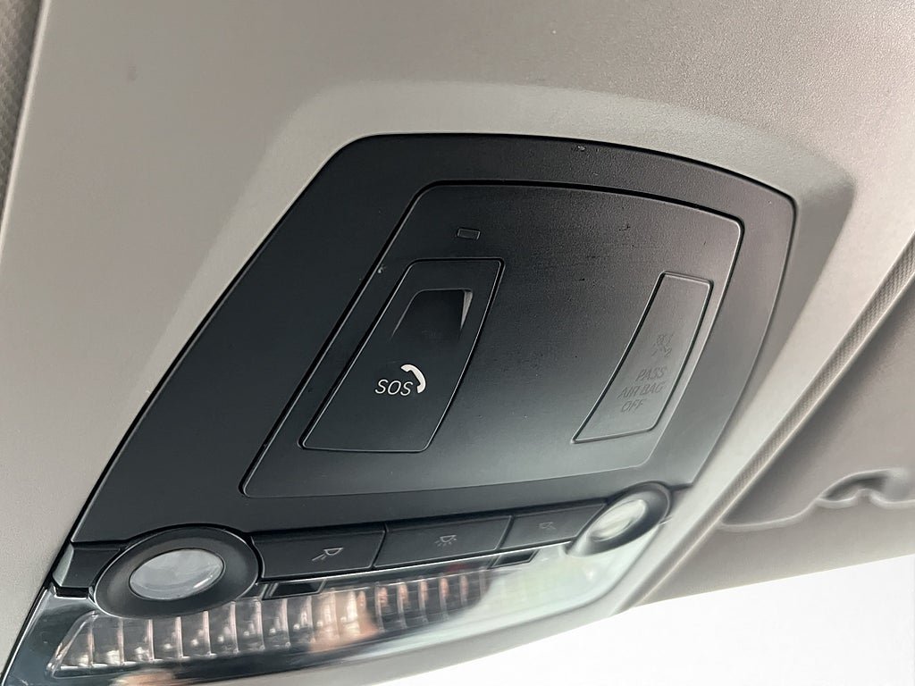 Vehicle Image 28