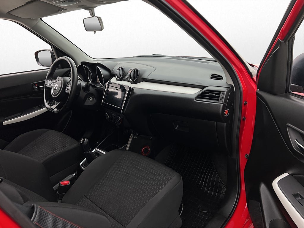 Vehicle Image 21