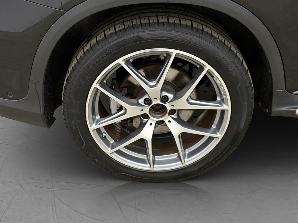 Vehicle Image 33