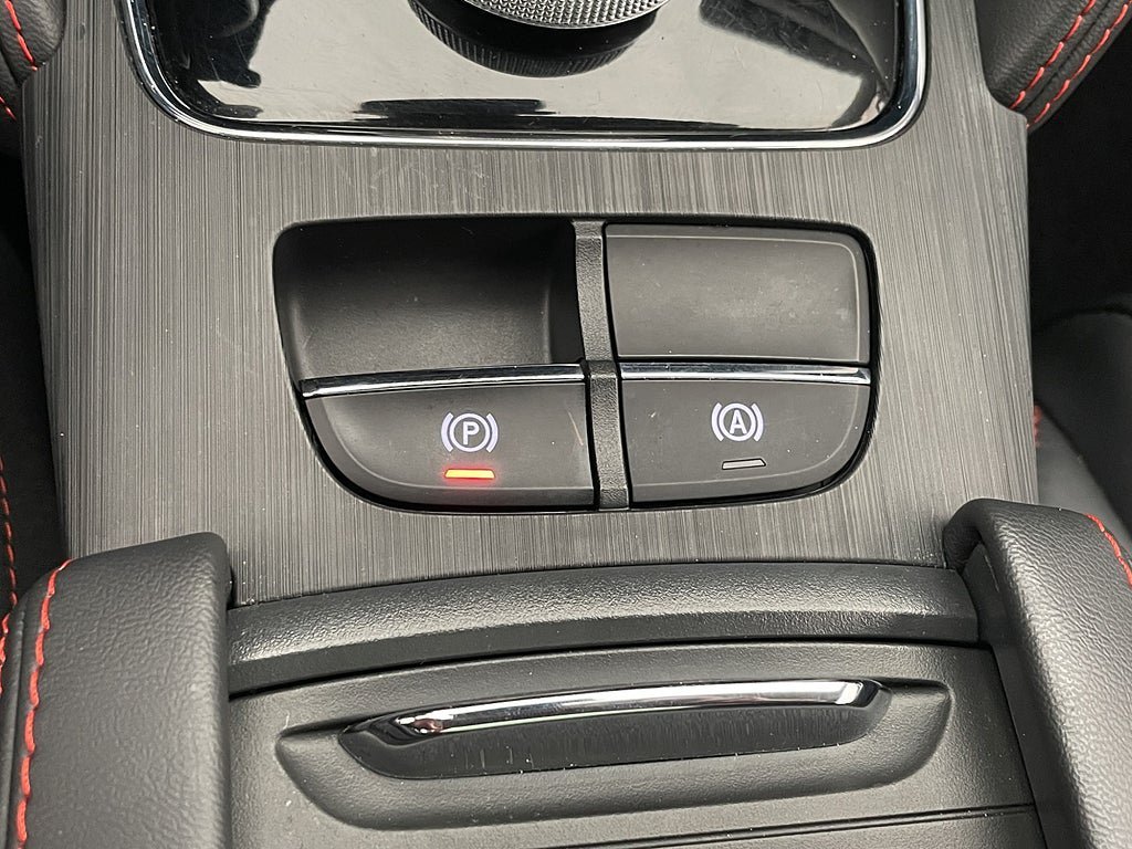 Vehicle Image 29