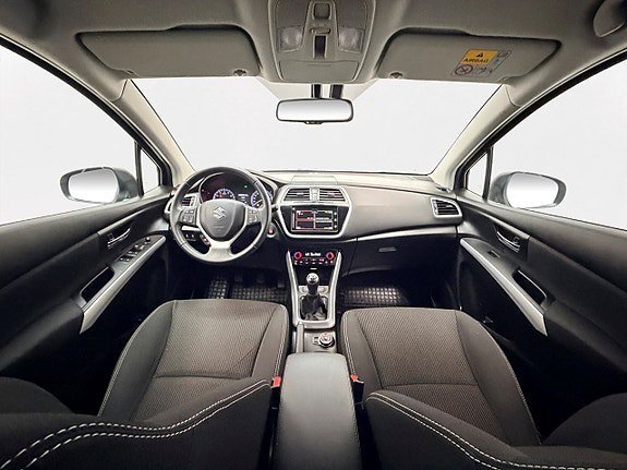 Vehicle Image 15