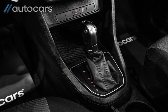 Vehicle Image 29