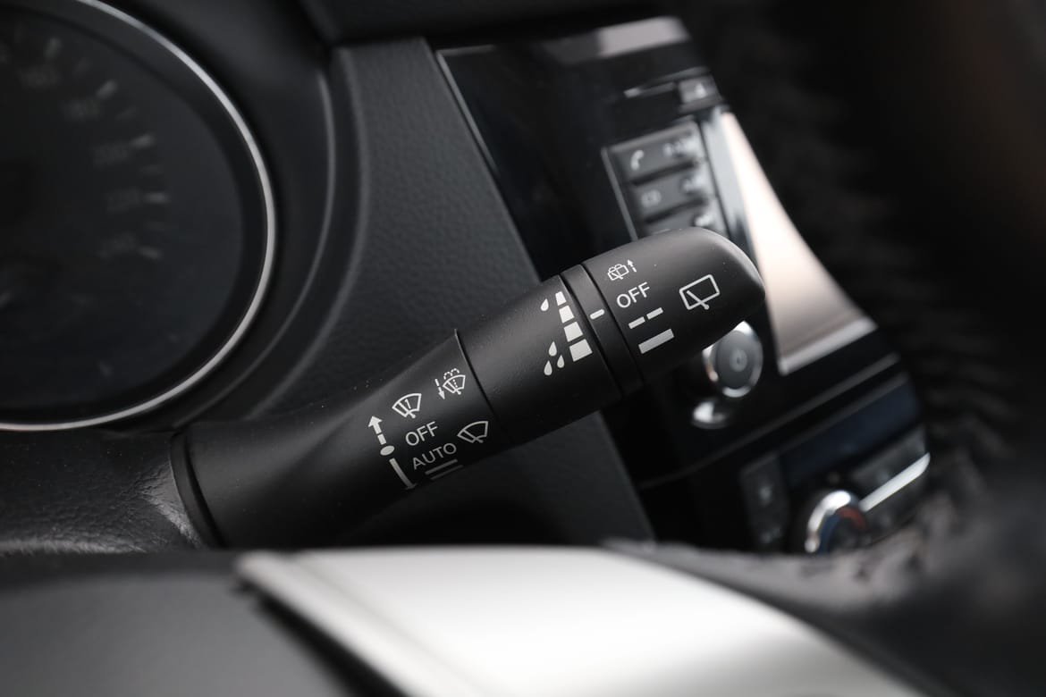 Vehicle Image 25