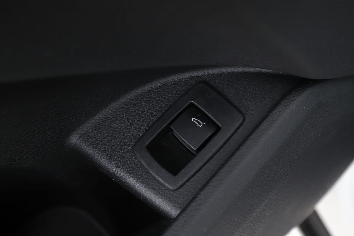 Vehicle Image 37