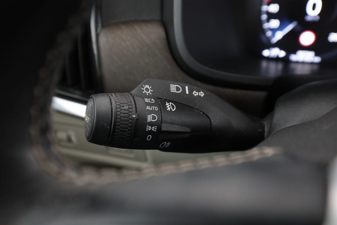 Vehicle Image 38