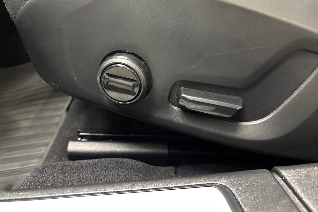 Vehicle Image 27