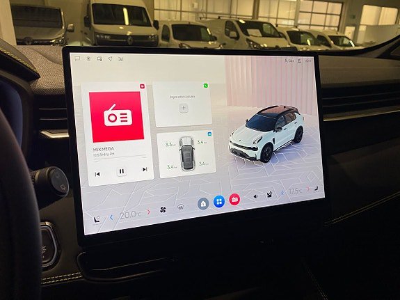 Vehicle Image 15