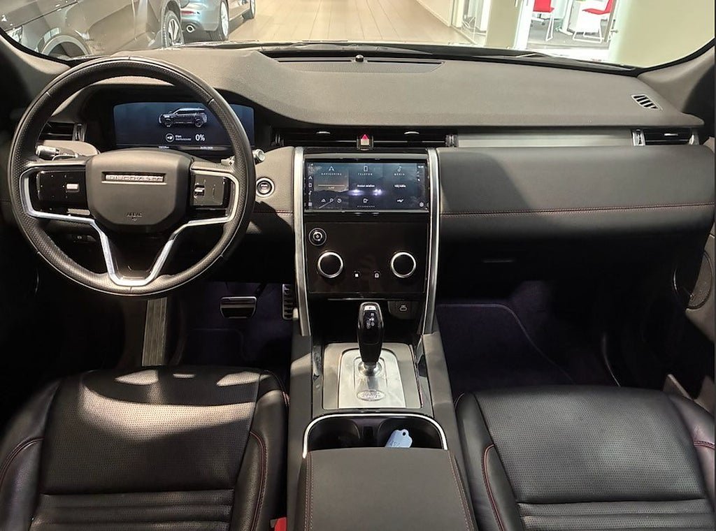 Vehicle Image 7